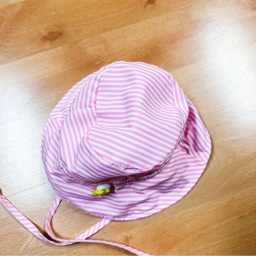 Green Sprouts Light Pink Pinstripe Bucket Sun Protection Hat 9-18M